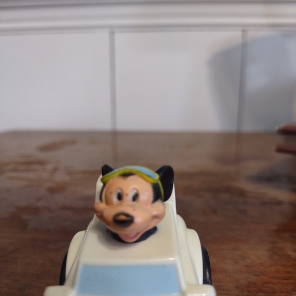 Disney 2007 Mickey Mouse Pull Back & Go white Mattel Small Toy Car - Picture 8 of 10